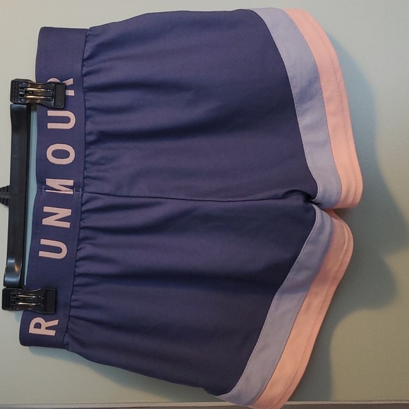 (3 For $20) Under Armour shorts - Picture 2 of 4